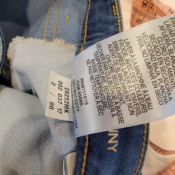 Michael Kors Izzy Skinny Jeans Size 2 NWT! MEDIUM Wash - Picture 15 of 17